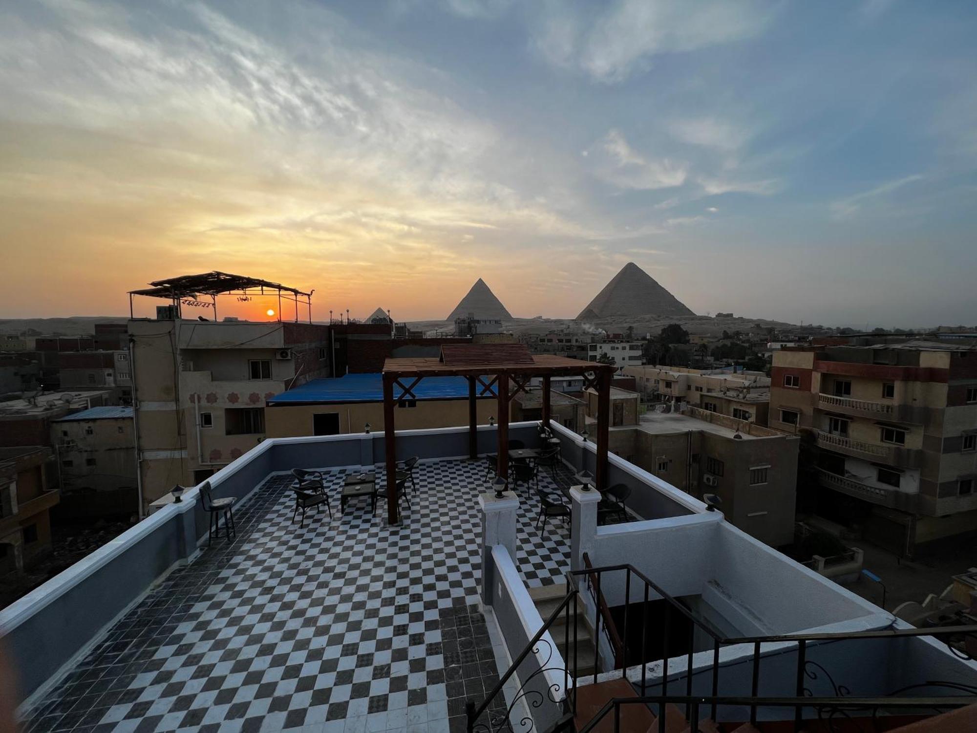 Pyramids Gate Hotel Kafret el-Gabal Exterior foto